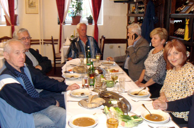 Мина му откинула стопало, девет дана чекао да умре, спасао га муслиман